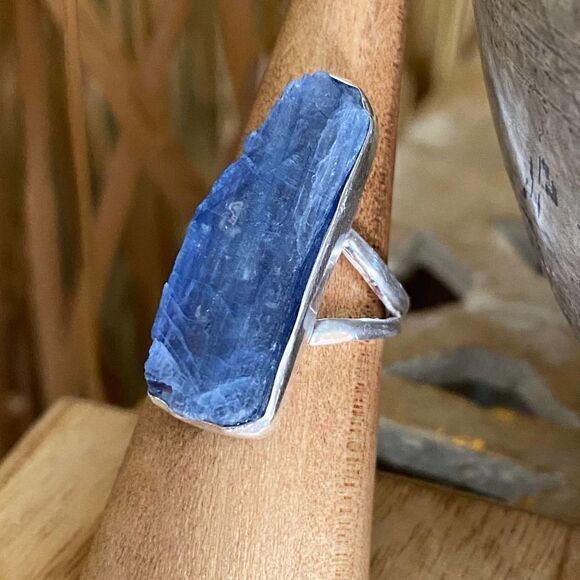 Sterling Silver Blue Kyanite Ring Size 6 - Picture 10 of 11